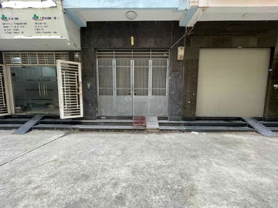 Nguyen Canh Di Street, Vietnam Nguyen Canh Di Street, Vietnam