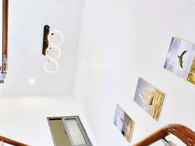 Nguyen Chi Thanh Street, Vietnam Nguyen Chi Thanh Street, Vietnam