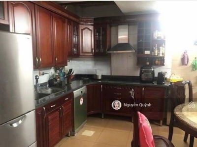 Hoang Cau Street, Vietnam Hoang Cau Street, Vietnam