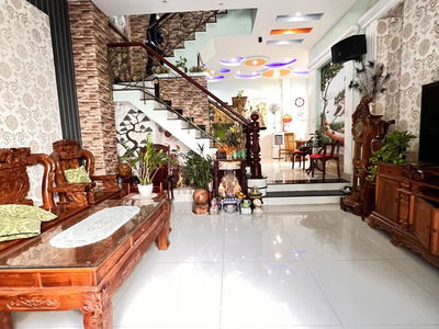 Huynh Tan Phat Street, Vietnam  Huynh Tan Phat Street, Vietnam