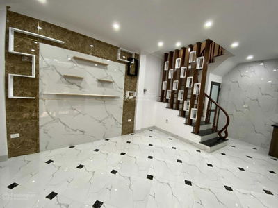 Nguyen Khuyen Street, Vietnam Nguyen Khuyen Street, Vietnam