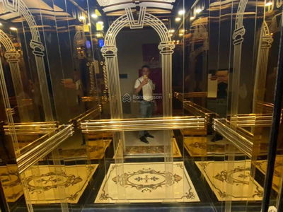 Le Duc Tho Street, Vietnam Le Duc Tho Street, Vietnam