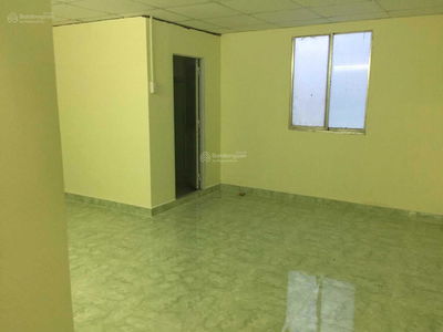 Pham Hung Street, Vietnam  Pham Hung Street, Vietnam