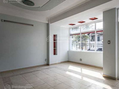 Mai Dich Street, Vietnam Mai Dich Street, Vietnam