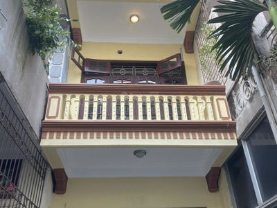 Nguyen Son Street, Vietnam  Nguyen Son Street, Vietnam