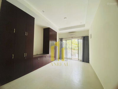 Tran Nao Street, Vietnam Tran Nao Street, Vietnam