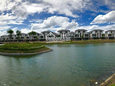 Lavila Kien A - Nha Be, Vietnam  Lavila Kien A - Nha Be, Vietnam