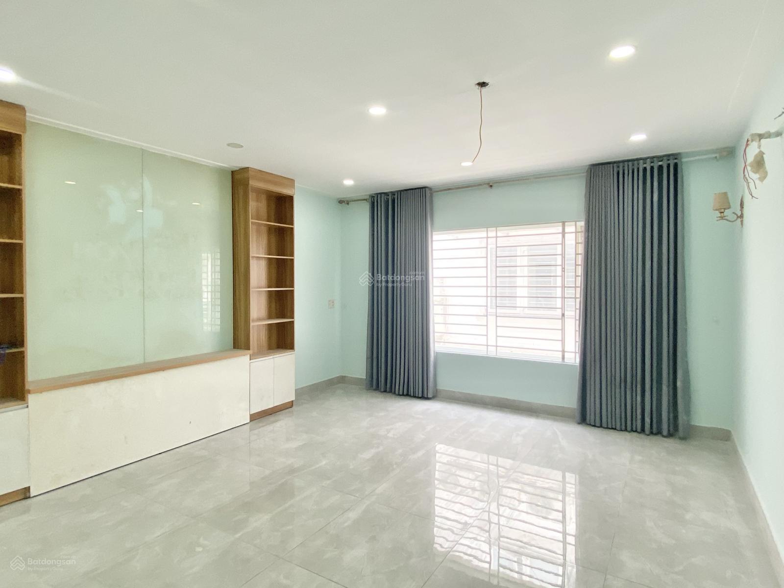 Tran Thi Nghi Street, Vietnam Tran Thi Nghi Street, Vietnam