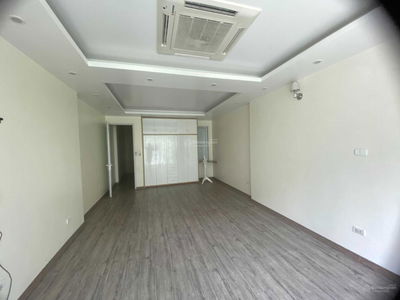 Pho Tram Street, Vietnam Pho Tram Street, Vietnam