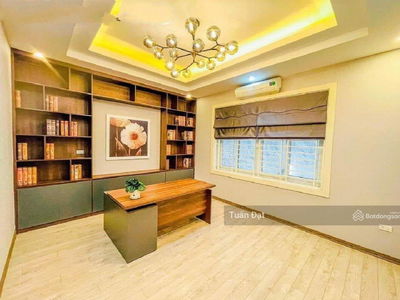 Giang Van Minh Street, Vietnam Giang Van Minh Street, Vietnam