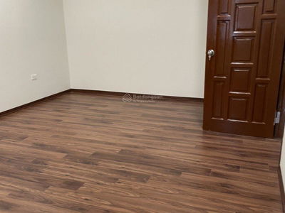 Hoang Cau Street, Vietnam Hoang Cau Street, Vietnam