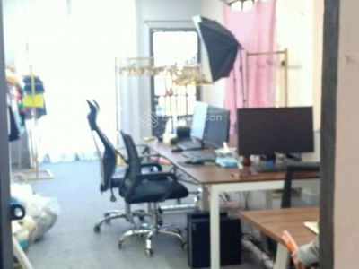 Nguyen Thi Thap Street, Vietnam  Nguyen Thi Thap Street, Vietnam