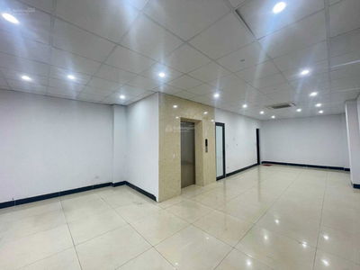 Cau Giay Street, Vietnam Cau Giay Street, Vietnam