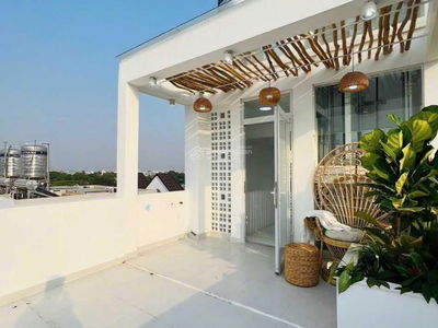 Quang Trung Street, Vietnam Quang Trung Street, Vietnam