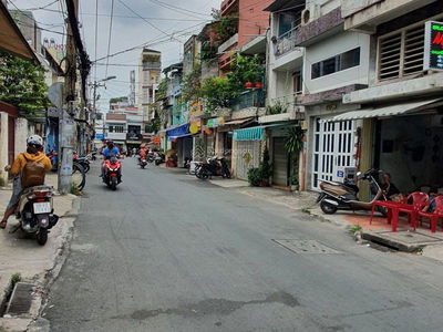 Tran Nhat Duat Street, Vietnam Tran Nhat Duat Street, Vietnam