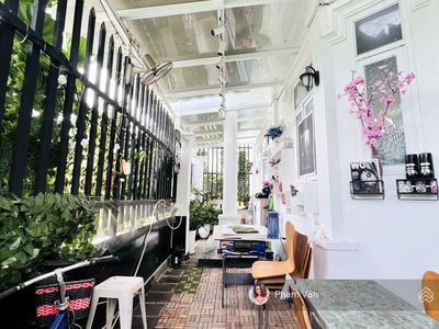 Truong Luu Street, Vietnam  Truong Luu Street, Vietnam