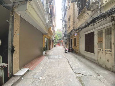 Trung Hoa Nhan Chinh, Vietnam Trung Hoa Nhan Chinh, Vietnam