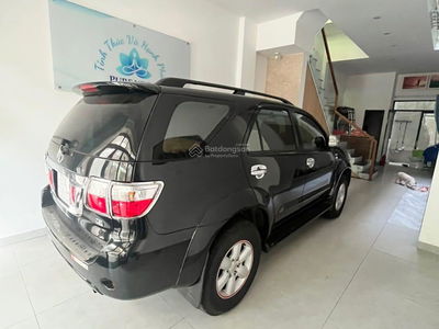 Nguyen Oanh Street, Vietnam Nguyen Oanh Street, Vietnam