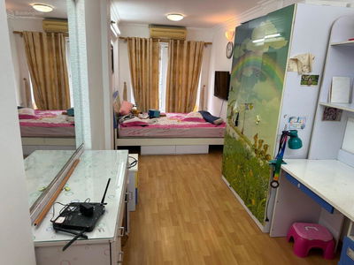 Tran Hung Dao Street, Vietnam  Tran Hung Dao Street, Vietnam