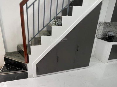 Lam Van Ben Street, Vietnam  Lam Van Ben Street, Vietnam