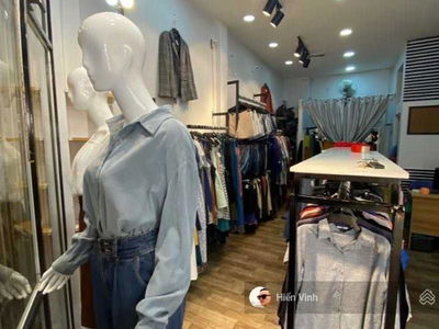 Pham Van Dong Street, Vietnam  Pham Van Dong Street, Vietnam