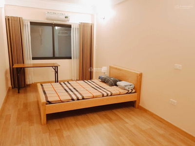 Hoang Hoa Tham Street, Vietnam Hoang Hoa Tham Street, Vietnam