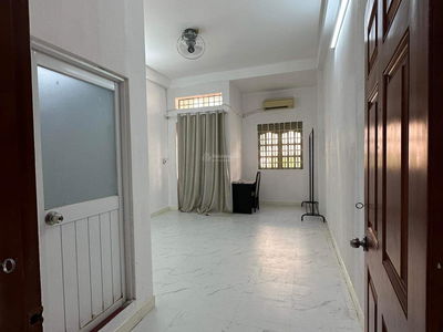 Tran Thanh Tong Street, Vietnam Tran Thanh Tong Street, Vietnam