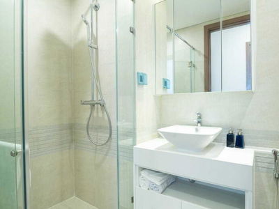 Nguyen Hong Street, Vietnam Nguyen Hong Street, Vietnam