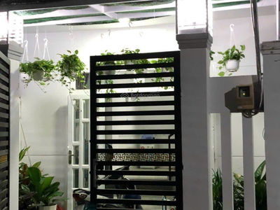 Vo Van Hat Street, Vietnam  Vo Van Hat Street, Vietnam