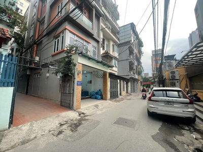 No. 10 Alley 65 Gieng Alley, Vietnam No. 10 Alley 65 Gieng Alley, Vietnam