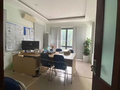 Nguyen Hoang Ton Street, Vietnam Nguyen Hoang Ton Street, Vietnam