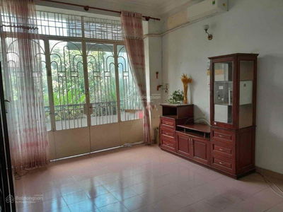 Le Duc Tho Street, Vietnam Le Duc Tho Street, Vietnam