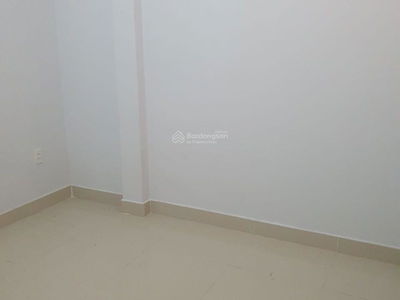 Le Duc Tho Street, Vietnam Le Duc Tho Street, Vietnam