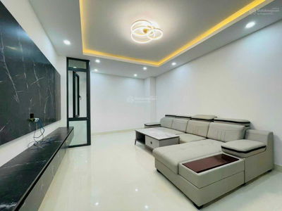 Le Van Tho Street, Vietnam Le Van Tho Street, Vietnam