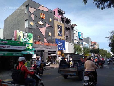 Su Van Hanh Street, Vietnam Su Van Hanh Street, Vietnam