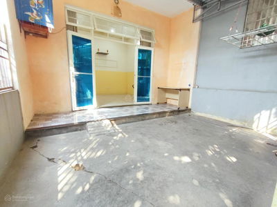 Huynh Ngoc Hue Street, Vietnam Huynh Ngoc Hue Street, Vietnam