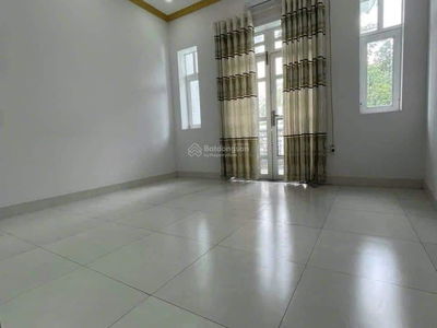 Nguyen Thi Minh Khai Street, Vietnam Nguyen Thi Minh Khai Street, Vietnam