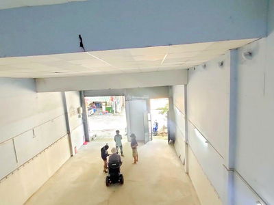 Pham Hung Street, Vietnam Pham Hung Street, Vietnam