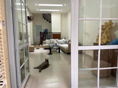 Nguyen Chi Thanh Street, Vietnam Nguyen Chi Thanh Street, Vietnam