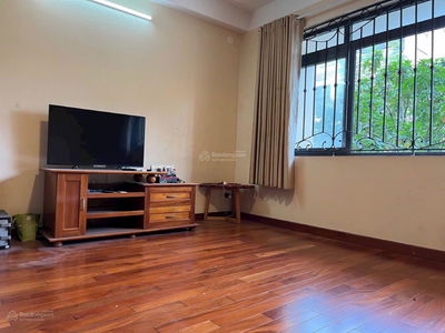 Lien Phuong Street, Vietnam  Lien Phuong Street, Vietnam