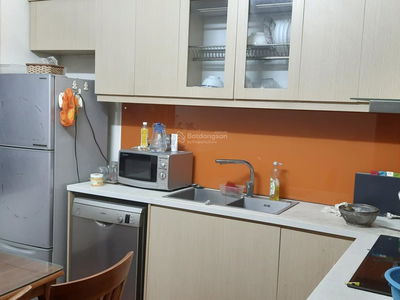 Tran Khat Chan Street, Vietnam  Tran Khat Chan Street, Vietnam