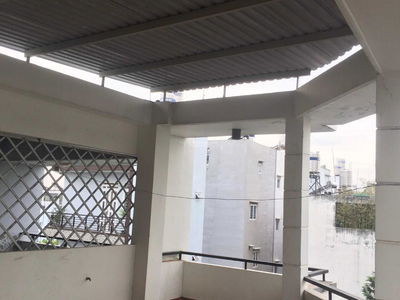 Le Duc Tho Street, Vietnam Le Duc Tho Street, Vietnam