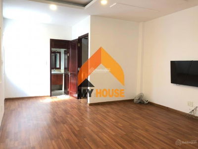 Nguyen Van Huong Street, Vietnam Nguyen Van Huong Street, Vietnam