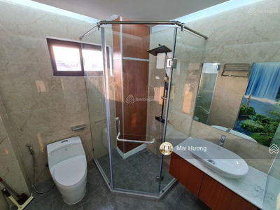 Hoang Cau Street, Vietnam Hoang Cau Street, Vietnam