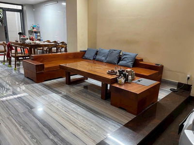 Lien Phuong Street, Vietnam  Lien Phuong Street, Vietnam