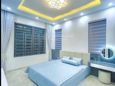 Nguyen Chi Thanh Street, Vietnam Nguyen Chi Thanh Street, Vietnam