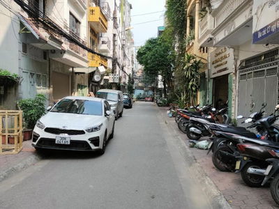 Trung Kinh Street, Vietnam Trung Kinh Street, Vietnam