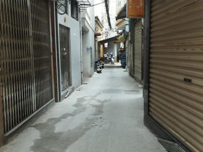 Nguyen Khang Street, Vietnam Nguyen Khang Street, Vietnam