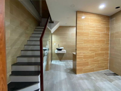 Pham Van Dong Street, Vietnam Pham Van Dong Street, Vietnam