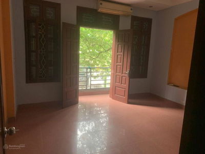 Hung Thinh Street, Vietnam Hung Thinh Street, Vietnam